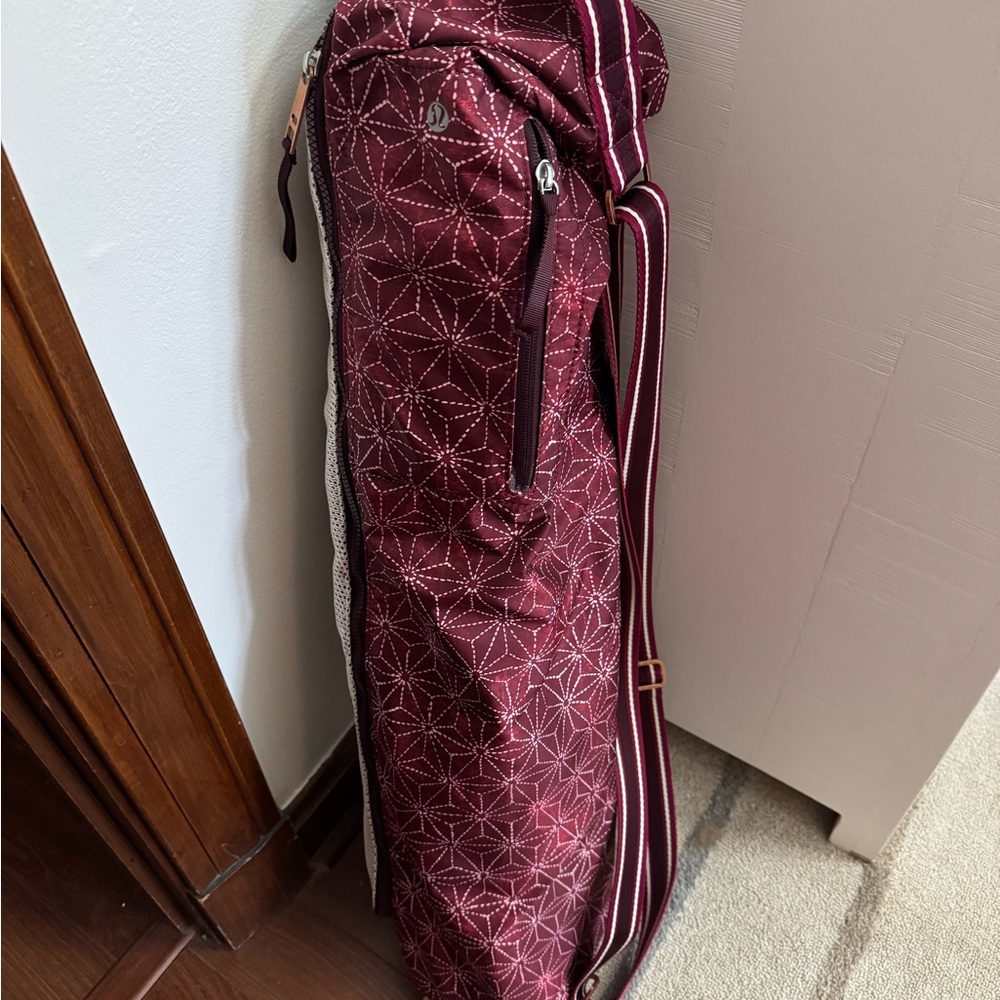 Lululemon Pink Yoga Bag